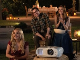 Об отношениях матери и дочери: в кинотеатрах вышел новый фильм по книге Коллин Гувер