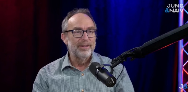 Основатель Wikipedia дал самое короткое скандальное интервью