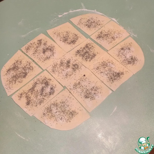 Печенье из дрожжевого теста «Сахарные трубочки»