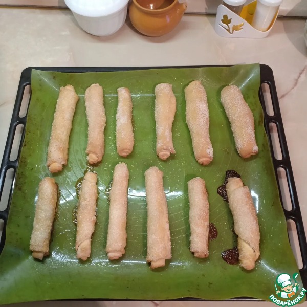 Печенье из дрожжевого теста «Сахарные трубочки»