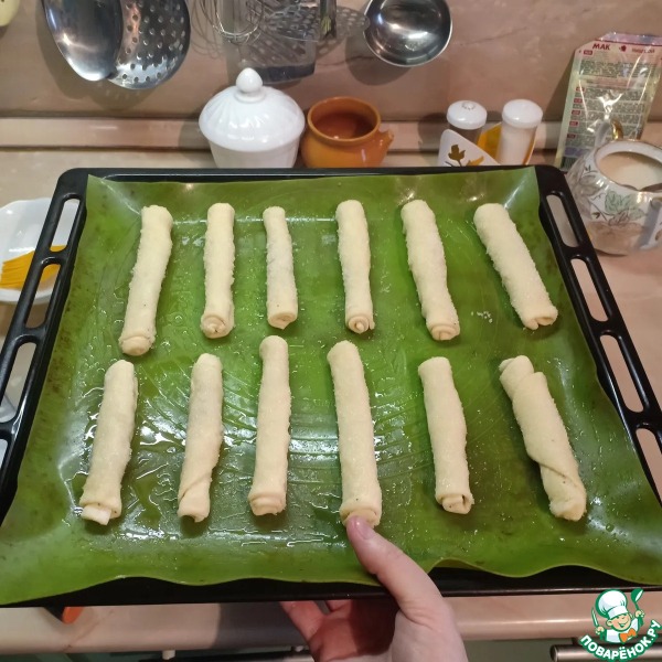 Печенье из дрожжевого теста «Сахарные трубочки»