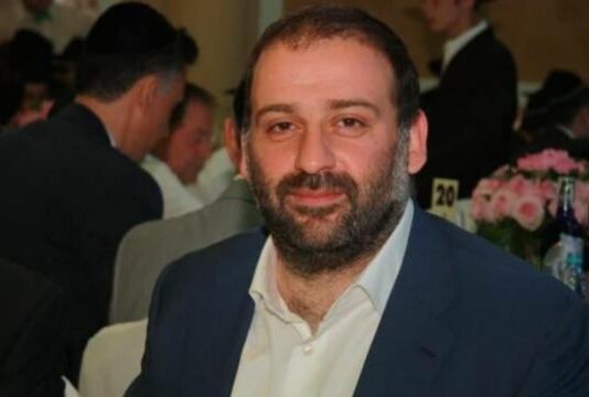 Правительство просит СНБО ввести санкции против Миндича и Цукермана