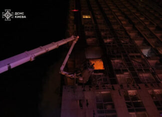 РФ атаковала Киев ракетами и дронами: есть погибшие | ФОТО