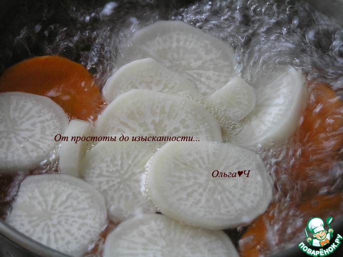 Салат-гарнир из дайкона и моркови