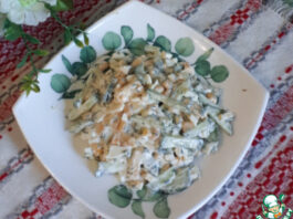 Салат с сыром и кукурузой