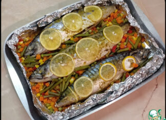 Скумбрия, запеченная с овощами