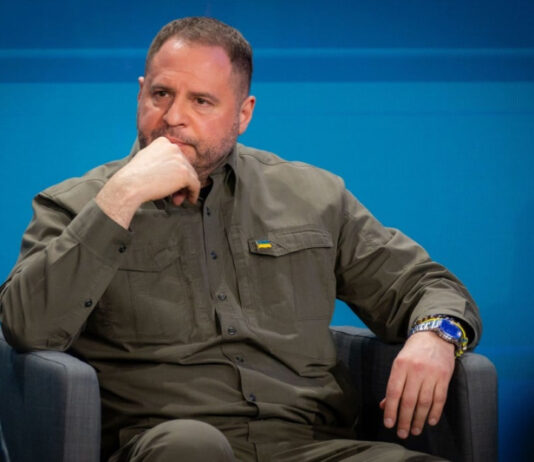 СМИ: НАБУ готовится объявить подозрение Ермаку