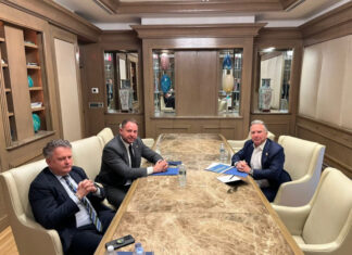 СМИ: Переговоры Уиткофф и Ермака в Турции отменены из-за коррупционного скандала