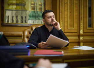 СМИ: В США заявили, что Украина столкнется «с худшими последствиями», если Зеленский не подпишет «мирный план»