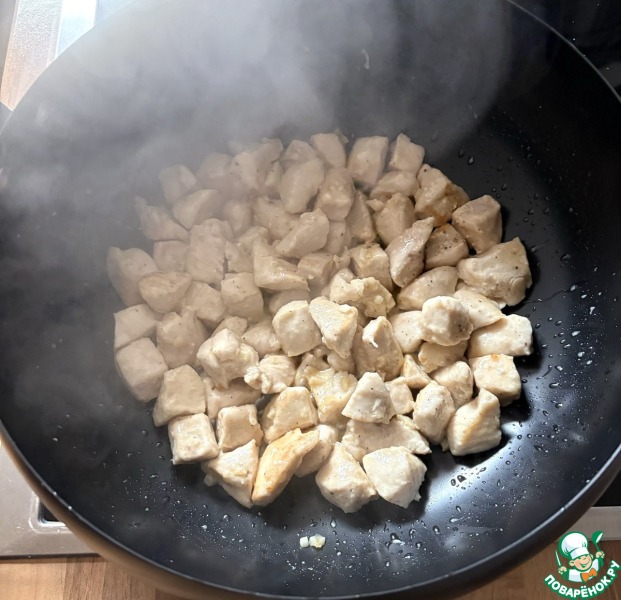 Спагетти из цуккини с курицей