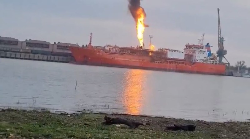 Танкер, по которому РФ ударила в Измаиле, принадлежит турецкому холдингу и партнеру «Лукойла»