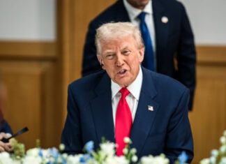 Трамп отказался от поддержки своей соратницы, которая рассказывала о «биолабораториях» в Украине