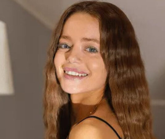 Украинцы активно просматривают новое сериалити, которое возвращает их в прошлое: честные отзывы зрителей