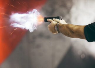 В Кременчугском РТЦК военнообязанный устроил стрельбу, есть раненые