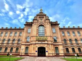 В Одессе курсант военной академии совершил самоубийство: В Сети пишут об издевательствах со стороны сержантов