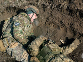 Военные попали под комбинированный удар РФ на Днепропетровщине: есть погибшие и раненые