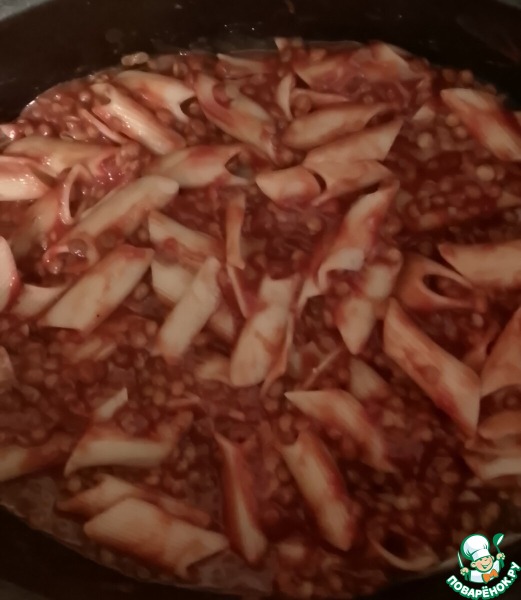 Запеканка из томатов и чечевицы