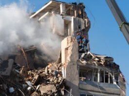 Зеленский: В Тернополе разыскивают 22 человека, подтверждена гибель 26 человек