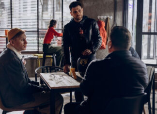 5 интересных фактов о новом сериале «Пряча бывшую», который уже обожают украинцы