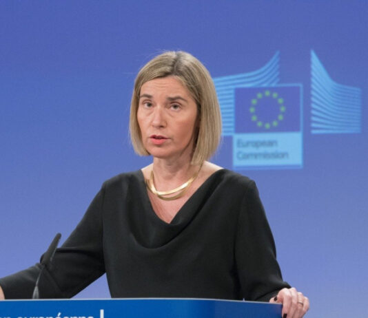 Бывшую главу европейской дипломатии Могерини отпустили после задержания