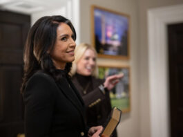 Директор нацразведки США опровергла заявления СМИ о том, что Путин стремится захватить всю Украину