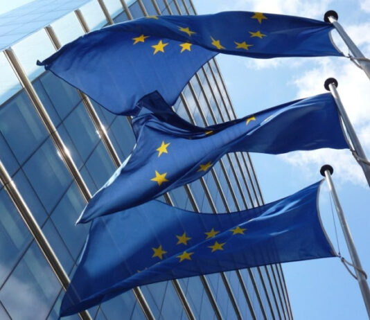 Евросоюз одобрил бессрочную заморозку российских активов