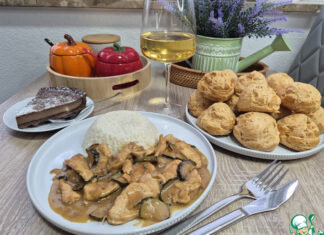 Фрикасе из цуккини и курицы