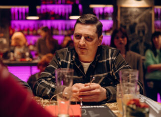 Интересный украинский сериал, который до конца держит в напряжении