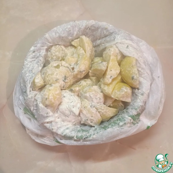 Картофель в сметанном маринаде
