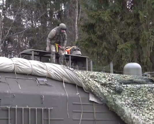 Минобороны РФ впервые показало «Орешник» | ВИДЕО