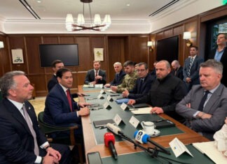 Мирный план: В Киеве опасаются маневра Вашингтона в интересах Кремля, а Европа требует суда над Путиным