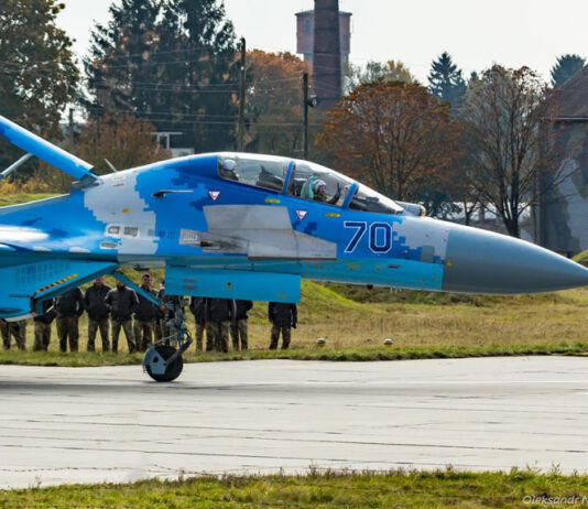 На востоке Украины погиб штурман Су-27 Евгений Иванов