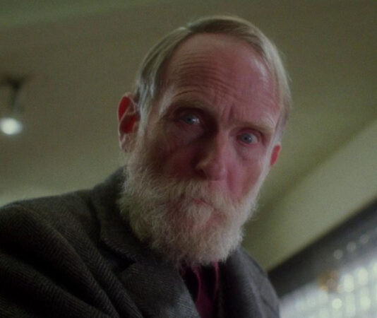 Неожиданная теория из легендарного фильма: жуткого дедушку из «Один дома» сравнили с Иисусом