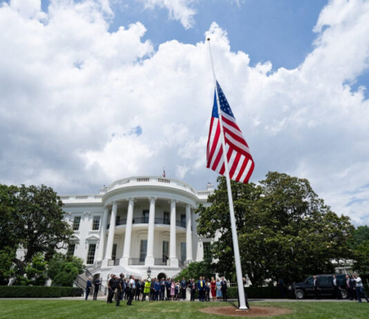 Новая стратегия безопасности США содержит пункт о «сдерживании расширения НАТО» и критику Европы