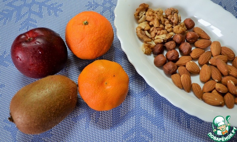 Новогодний фруктовый салат