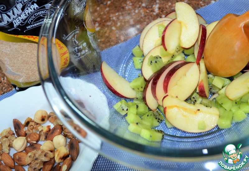 Новогодний фруктовый салат