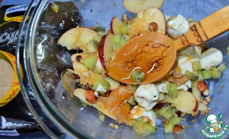 Новогодний фруктовый салат