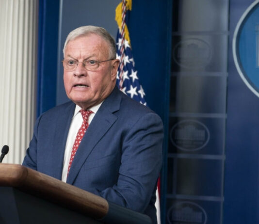 NYT: Трамп назвал Келлога «идиотом» из-за поддержки Зеленского