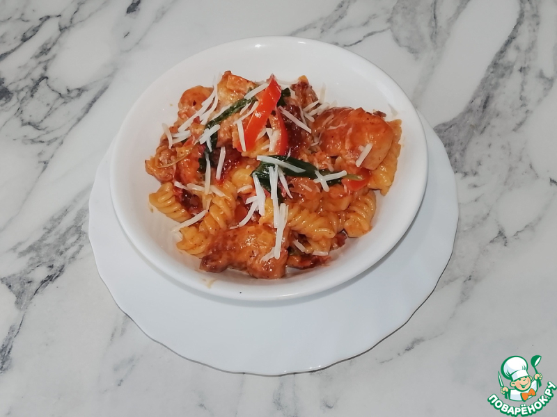 Паста с курицей по-тоскански