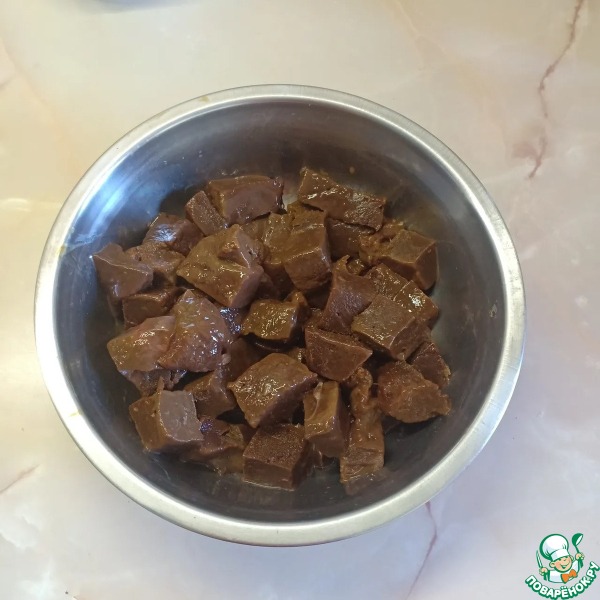 Печеночный торт с грибами