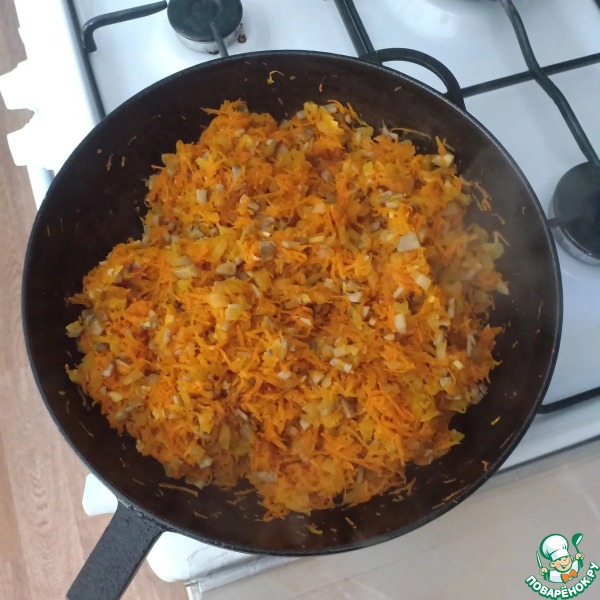 Печеночный торт с грибами