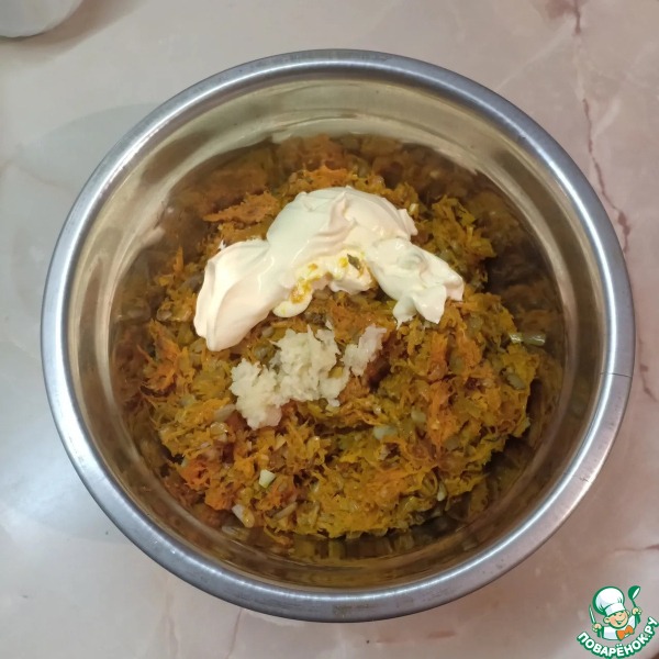 Печеночный торт с грибами