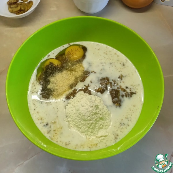 Печеночный торт с грибами