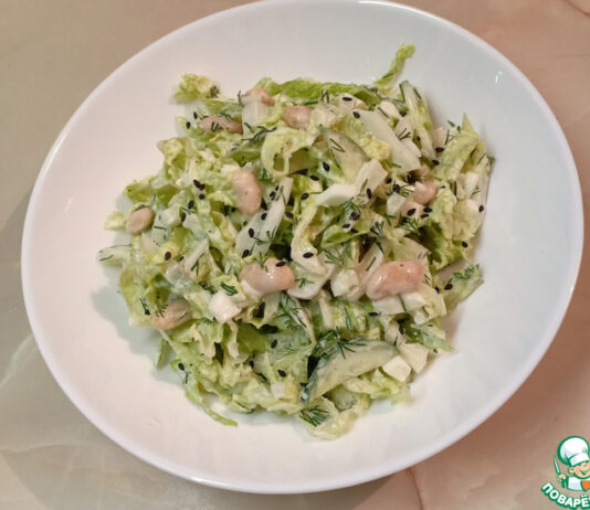 Салат с фасолью и пекинской капустой