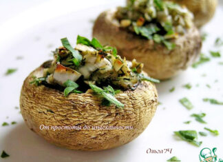 Шампиньоны с луком и чесноком