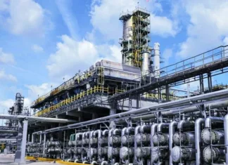 Силы обороны поразили Рязанский НПЗ и завод по производству корпусов для снарядов | ВИДЕО