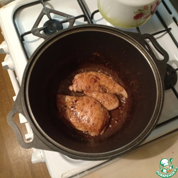 Сливочный суп с курицей и макаронами