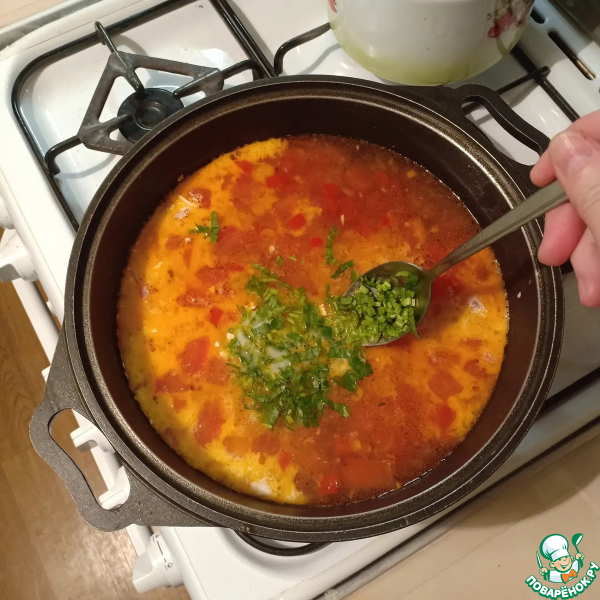 Сливочный суп с курицей и макаронами