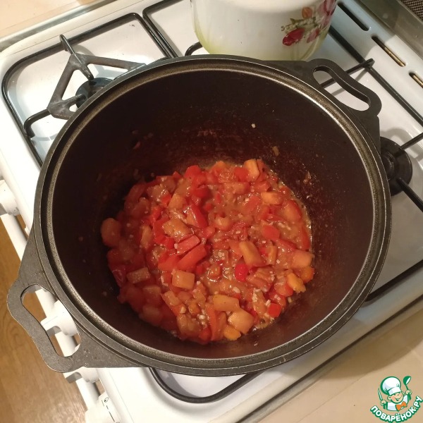 Сливочный суп с курицей и макаронами