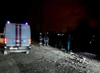 СМИ: Авиация РФ сбросила бомбу на Белгород. Часть города без света